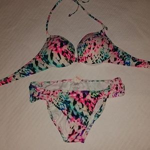 Tie Dye VS Bikini